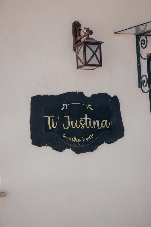 Ti'Justina Country House Rossas Екстер'єр фото